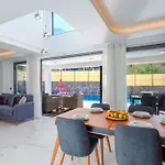 Bella Villa