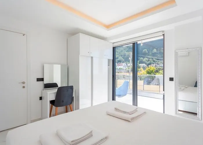 Bella Villa