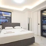Bella فتحية